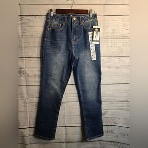 NWT Frye Womans Jeans Size 2/26 Denim With Pocketa High-rise